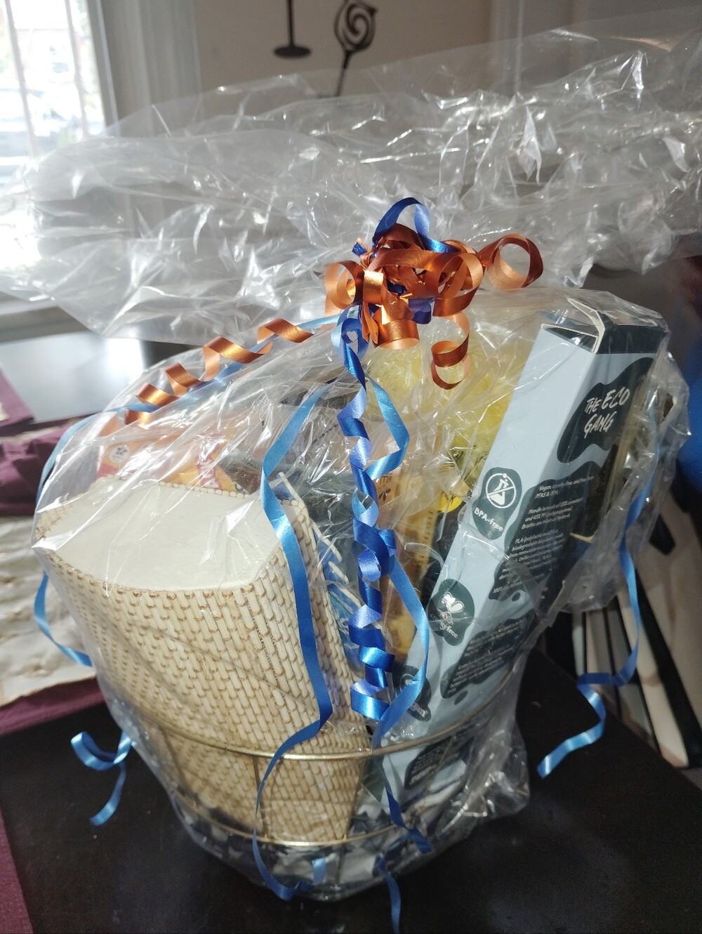 TitleHandmade Men's Grooming Gift Basket | Custom Self-Care & Pamper Gift Set
